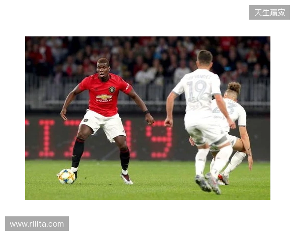曼联名宿埃尔文：卢克-肖非常适合左中卫，他本赛季太出色了