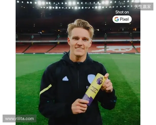 担任解说“偏袒”老东家并选厄德高为全场最佳，枪手传奇基翁遭批