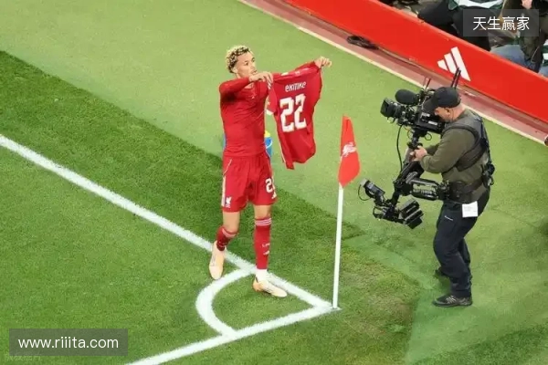 埃基蒂克：期待重回马赛主场踢球，那里有着难以置信的球迷